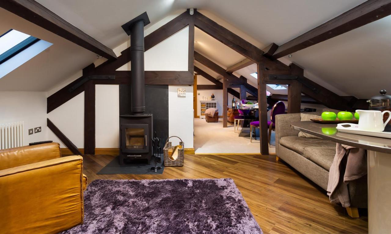 Hayloft Apartment วินเดอร์เมียร์ ภายนอก รูปภาพ